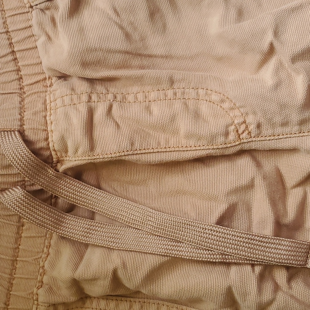 Linen Drawstring Shorts - Picture 2 of 6